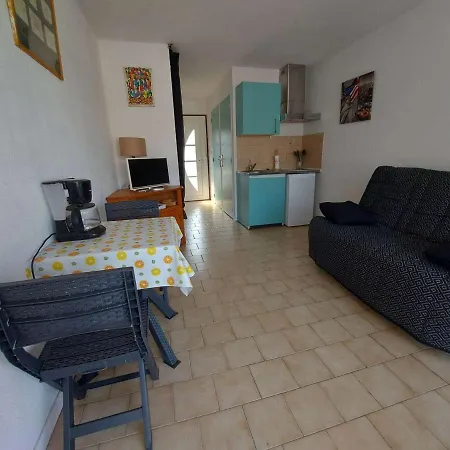 Apartment Studio D'agde, 1 Piece, 2 Personnes - Fr-1-423-283