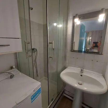 Studio D'agde, 1 Piece, 2 Personnes - Fr-1-423-283 Apartment *